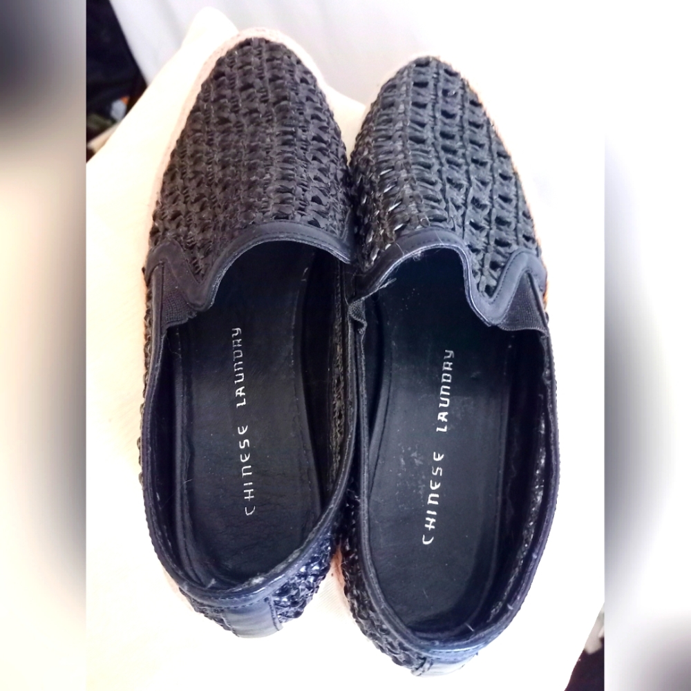 Shoes - Picture 5 of 5
